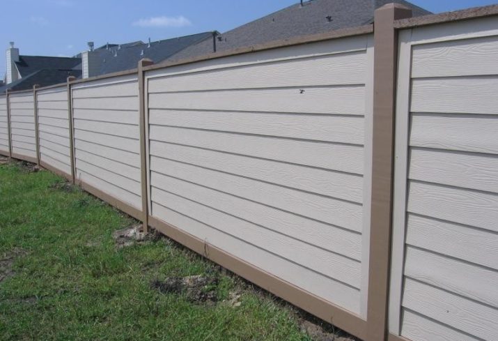 Commercial Hardie Plank Fences