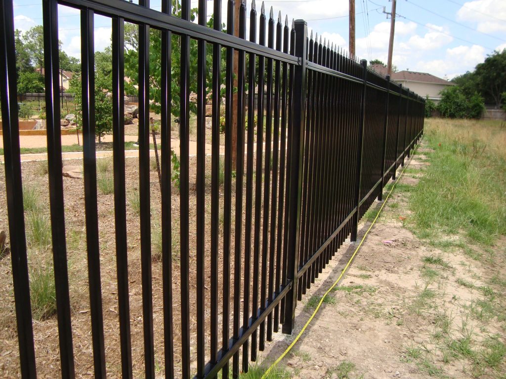 6 ft Iron Fence