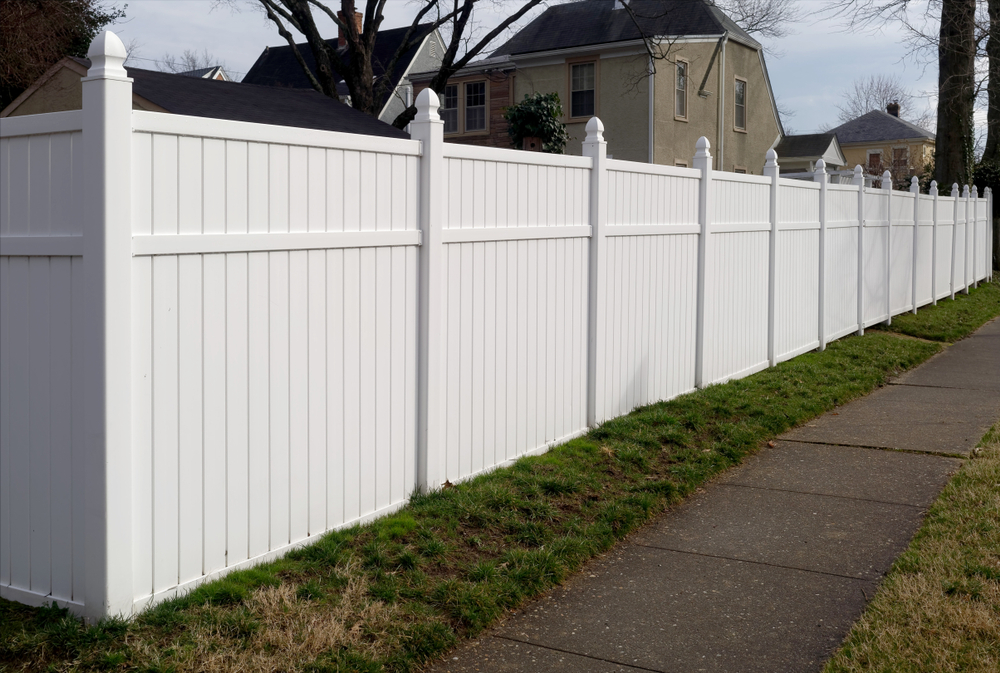 installing a vinyl fence