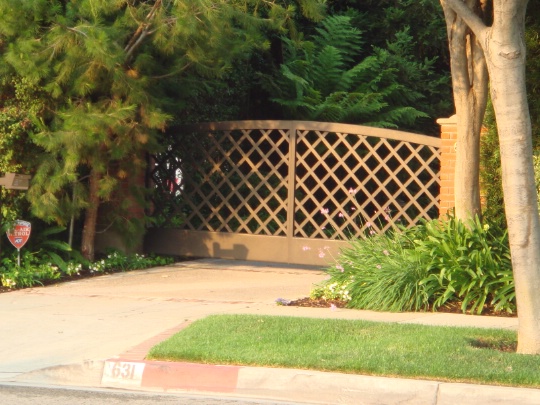 custom driveway gate