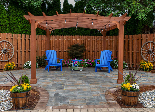 arched or curved pergola